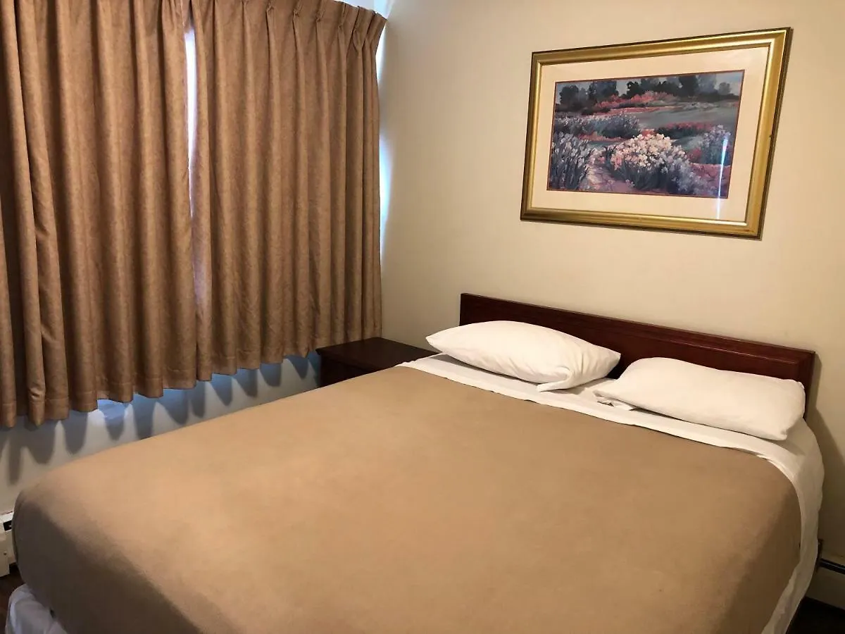 Travellers Inn YYC
